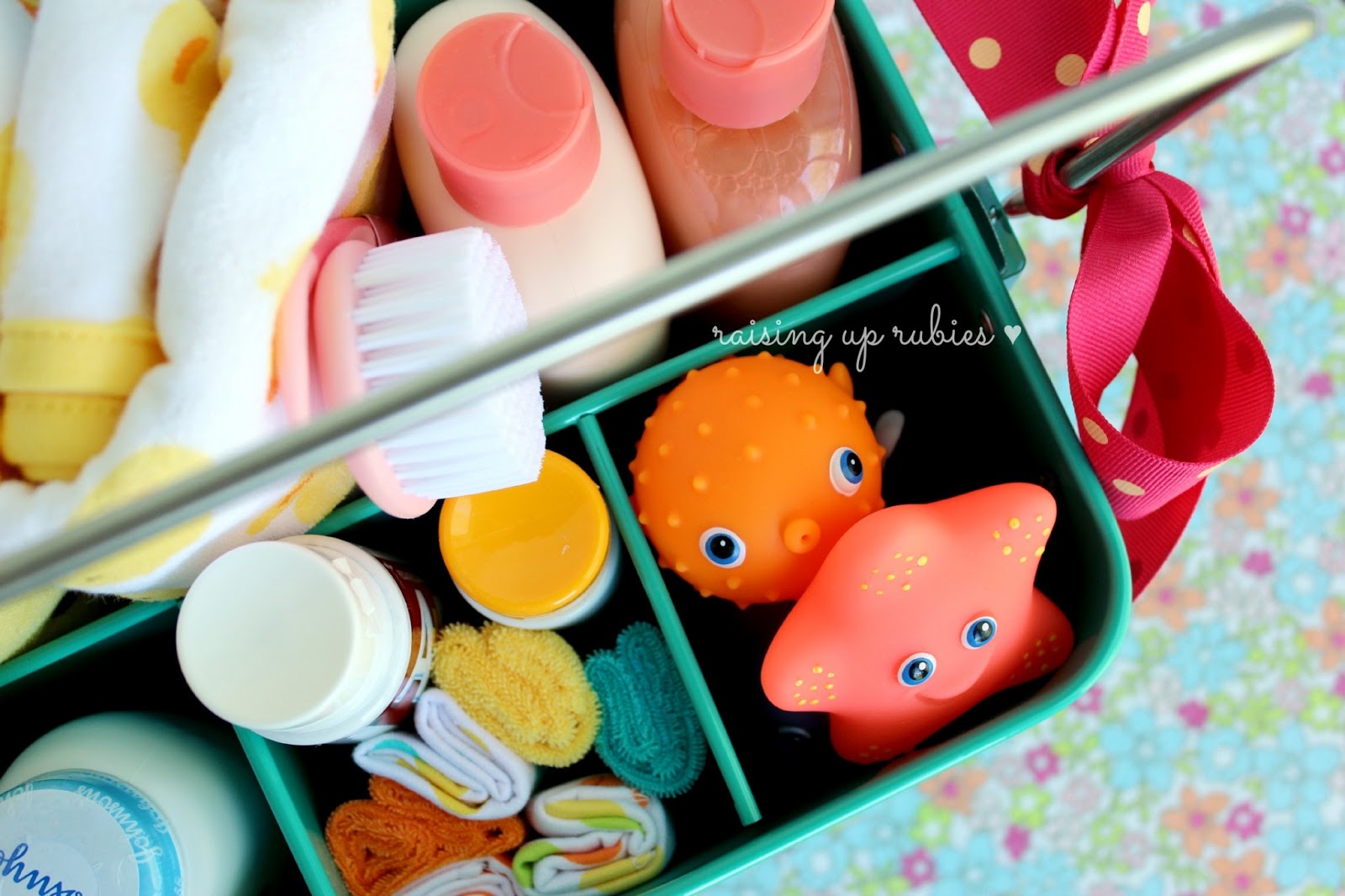 baby gift idea ♥ bath time caddy Raising up Rubies Bloglovin’